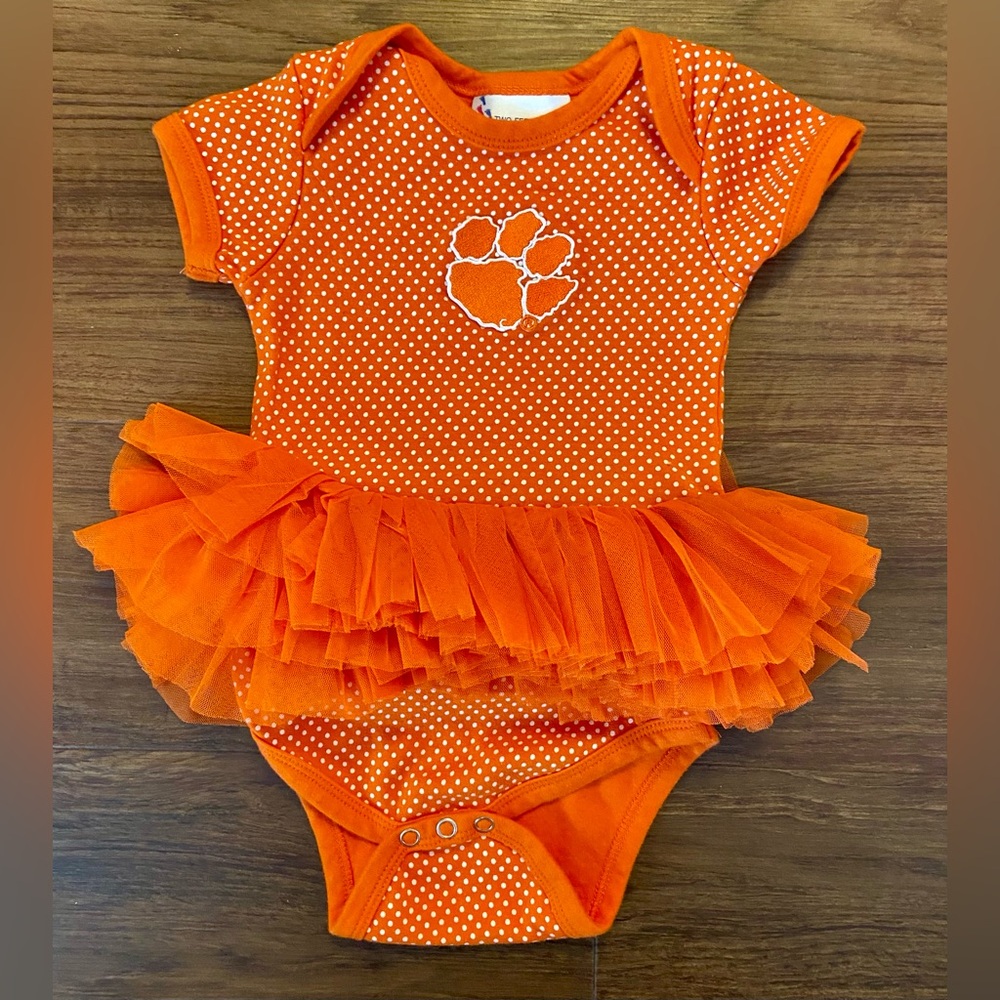 Two Feet Ahead NCAA Clemson Tigers Children Girls Pin Dot Tutu Creeper
